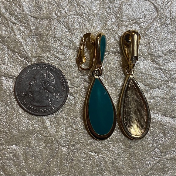 Vintage Teal Enamel Dangle Clip On Earrings - Picture 6 of 6